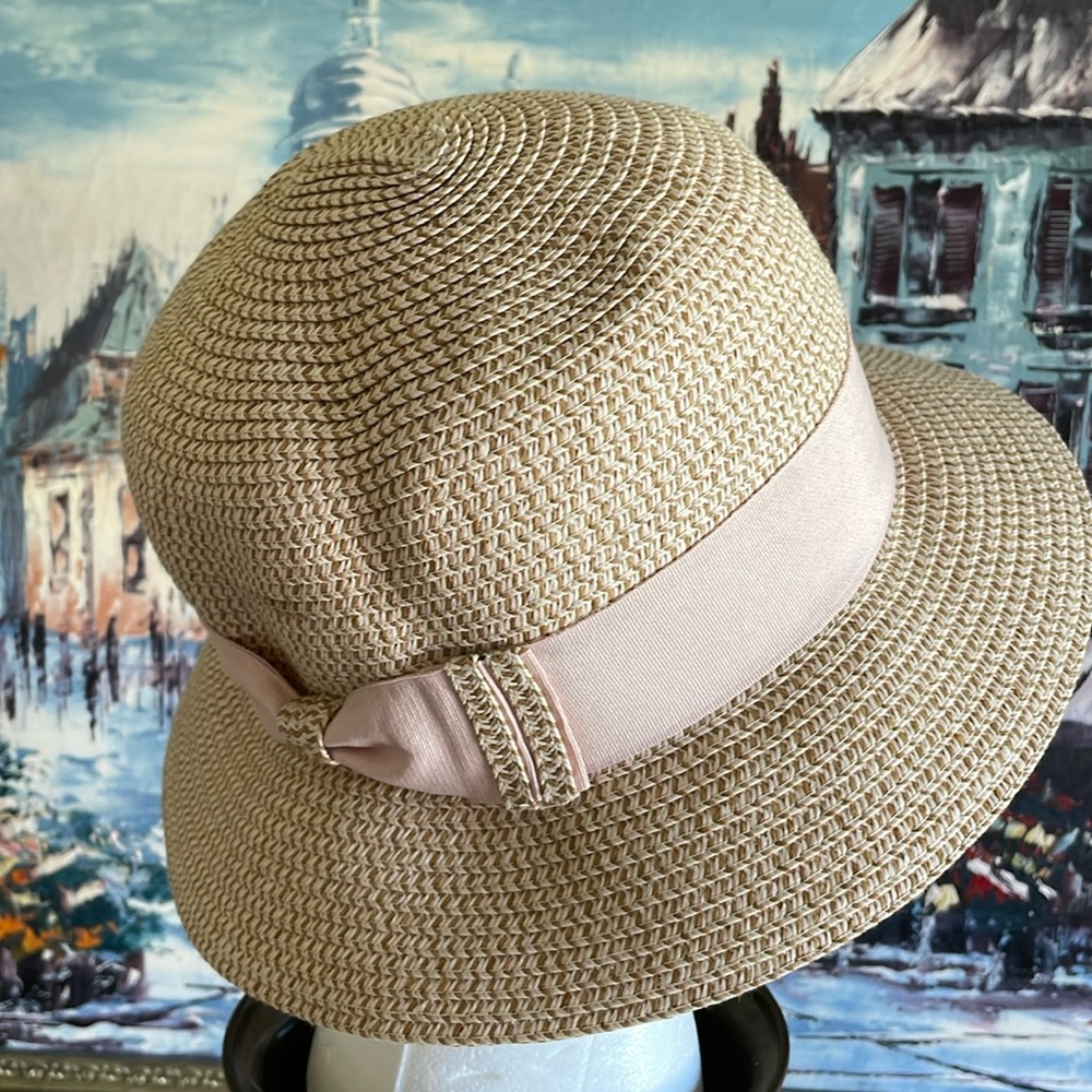 David and Young Packable Straw Bucket Hat